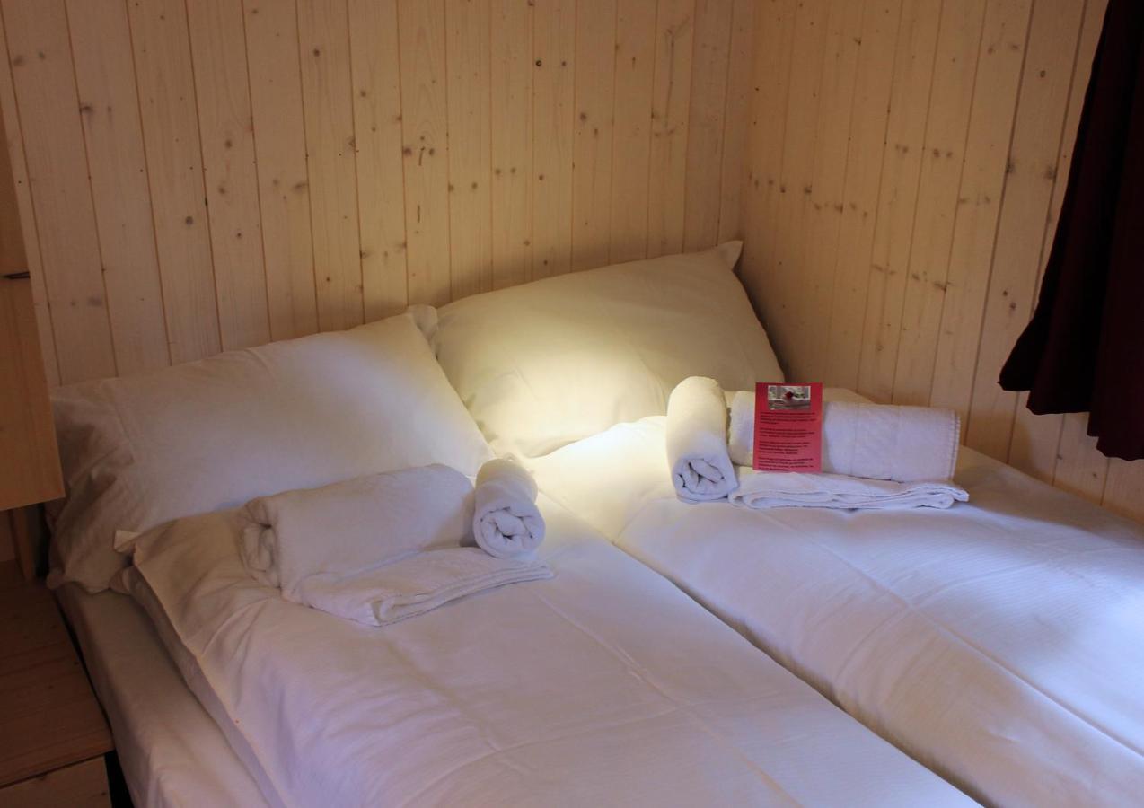 Camping La Pineta 大圣玛丽亚 外观 照片
